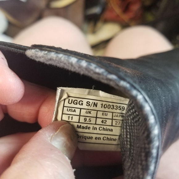 UGG Dupre waterproof black leather wedge chelsea ankle boots - Picture 13 of 14